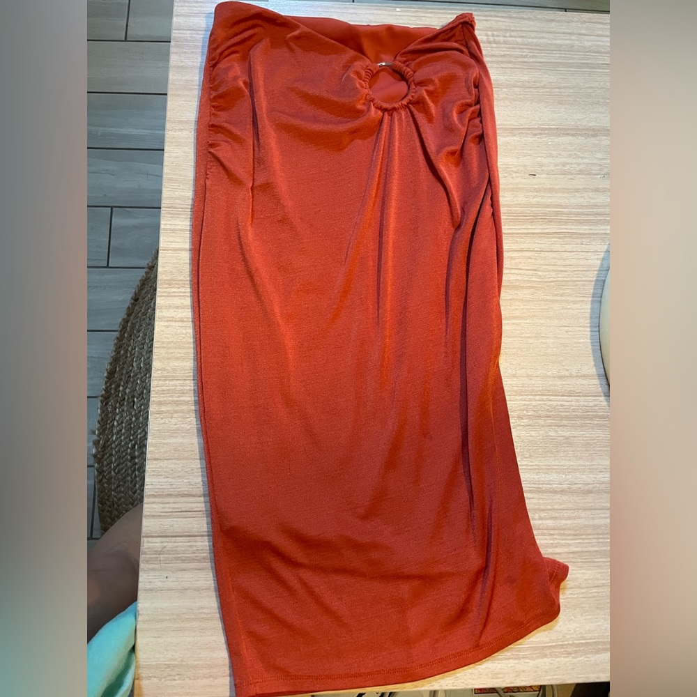 Asymmetrical skirt